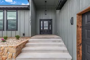 2201 Christine Dr, Granbury, TX 76048 - Photo 3