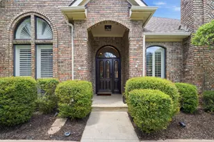 1901 Shadow Trail, Plano, TX 75075 - Photo 3