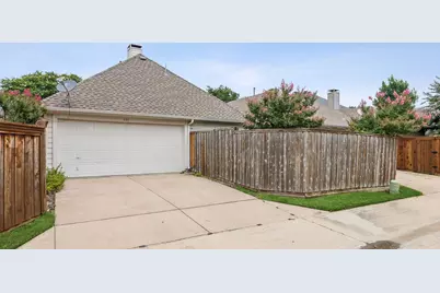 400 Moss Hill Road, Irving, TX 75063 - Photo 27