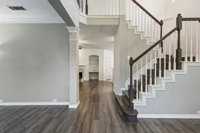 400 Moss Hill Road, Irving, TX 75063 - Photo 3