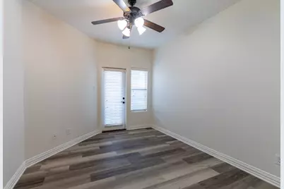 2645 Villa Di Lago #4, Grand Prairie, TX 75054 - Photo 17