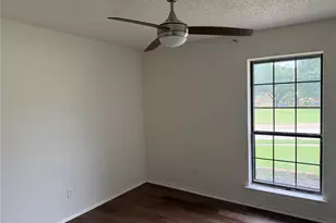 1716 Rosemeade Cir, Carrollton, TX 75007 - Photo 7