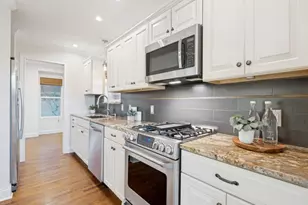 6438 E Lovers Ln, Dallas, TX 75214 - Photo 9