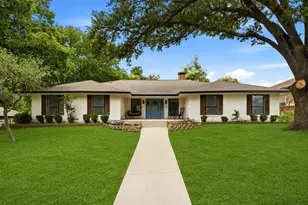 306 Rockbrook Dr, Rockwall, TX 75087 - Photo 1