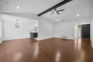 6403 Minuteman Ln, Arlington, TX 76002 - Photo 9