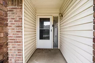 6403 Minuteman Ln, Arlington, TX 76002 - Photo 5