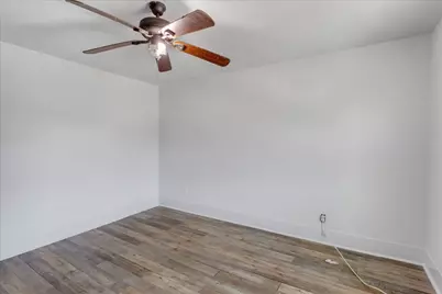 917 W Crawford Street, Denison, TX 75020 - Photo 9