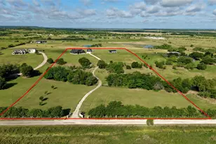 170 Dollie Rd, Grandview, TX 76064 - Photo 3