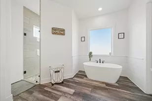 170 Dollie Rd, Grandview, TX 76064 - Photo 17