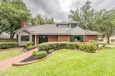 4726 Kensington Court, Arlington, TX 76016 - Photo 1