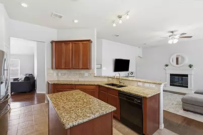 8900 Arcadia Park Drive, Fort Worth, TX 76244 - Photo 5