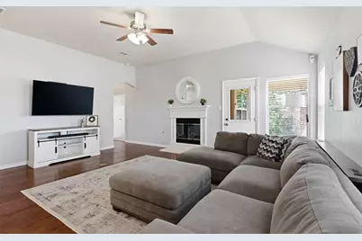 8900 Arcadia Park Drive, Fort Worth, TX 76244 - Photo 9