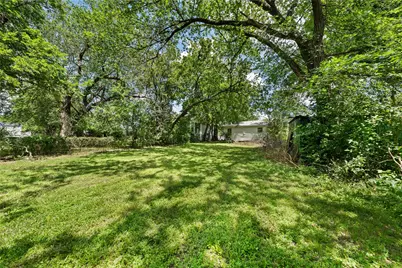 2221 Ross Avenue, Waco, TX 76706 - Photo 27