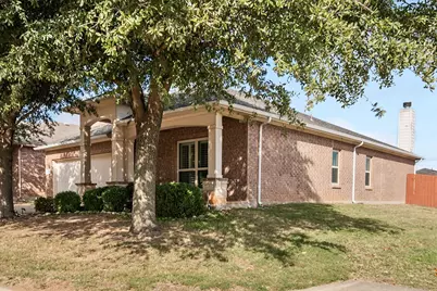 1449 Elkford Lane, Fort Worth, TX 76247 - Photo 3