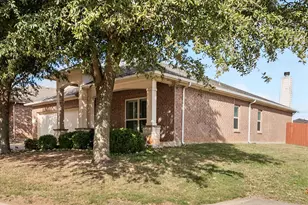 1449 Elkford Ln, Fort Worth, TX 76247 - Photo 3