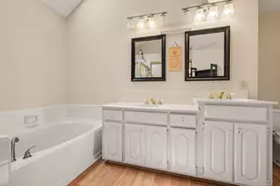340 Arbor Ct, Euless, TX 76039 - Photo 25