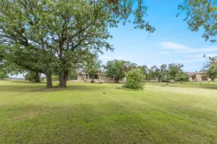 108 Oak Creek Dr, Springtown, TX 76082 - Photo 33