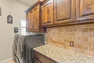 108 Oak Creek Dr, Springtown, TX 76082 - Photo 27