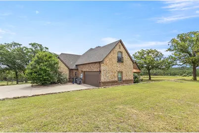 108 Oak Creek Drive, Springtown, TX 76082 - Photo 5