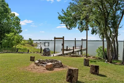 1849 Sommerfeld Drive, Waco, TX 76705 - Photo 3