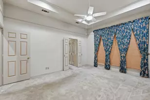 10211 Shadow Way, Dallas, TX 75243 - Photo 19