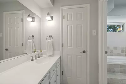 6818 Truxton Drive, Dallas, TX 75231 - Photo 13