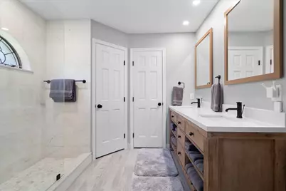 2926 Cripple Creek Trail, Grapevine, TX 76051 - Photo 19