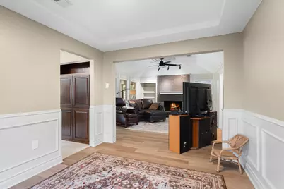 2926 Cripple Creek Trail, Grapevine, TX 76051 - Photo 5