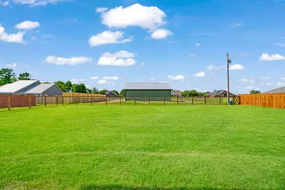 725 Daniel Street, Blossom, TX 75416 - Photo 19