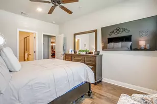 464 Pine St, Burleson, TX 76028 - Photo 23