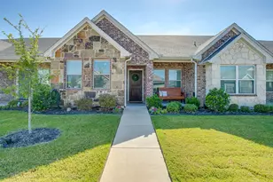 464 Pine St, Burleson, TX 76028 - Photo 3