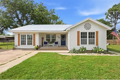 308 W 1st Street, Springtown, TX 76082 - Photo 3