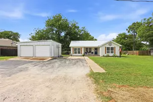 308 W 1st St, Springtown, TX 76082 - Photo 5