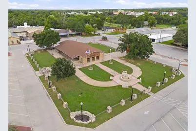 308 W 1st Street, Springtown, TX 76082 - Photo 37
