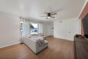 6800 Hightower St, Fort Worth, TX 76112 - Photo 13