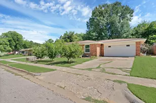 6800 Hightower St, Fort Worth, TX 76112 - Photo 33