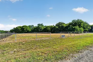 2041 Hudson Ct, Alvarado, TX 76009 - Photo 1