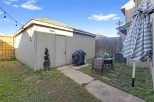 4937 Lomax Dr, Dallas, TX 75227 - Photo 21