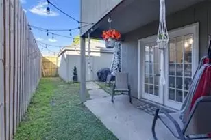 4937 Lomax Dr, Dallas, TX 75227 - Photo 19