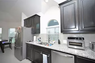 1802 Ranch View Dr, Cedar Hill, TX 75104 - Photo 7