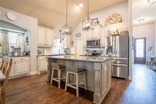 617 Fox Crk Trl, Fort Worth, TX 76131 - Photo 3