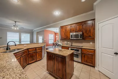 1223 Lantana Lane, Burleson, TX 76028 - Photo 5