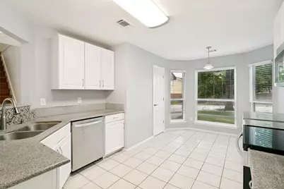 2236 Ryan Ridge, Grapevine, TX 76051 - Photo 11
