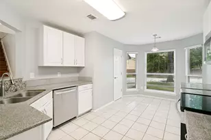 2236 Ryan Ridge, Grapevine, TX 76051 - Photo 11