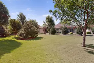 9801 Lindenwood Trail, Denton, TX 76207 - Photo 37