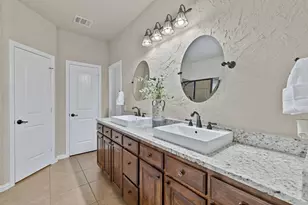 1701 Meadow Ranch Rd, McKinney, TX 75071 - Photo 19