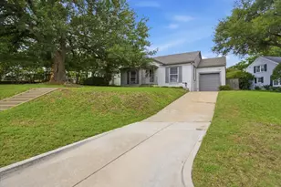 3101 Westcliff Rd W, Fort Worth, TX 76109 - Photo 5