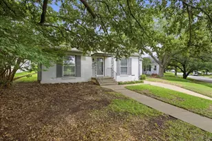 3101 Westcliff Rd W, Fort Worth, TX 76109 - Photo 3