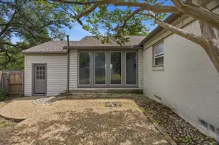 3101 Westcliff Rd W, Fort Worth, TX 76109 - Photo 27