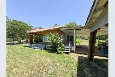 1402 Avenue A, Cisco, TX 76437 - Photo 31